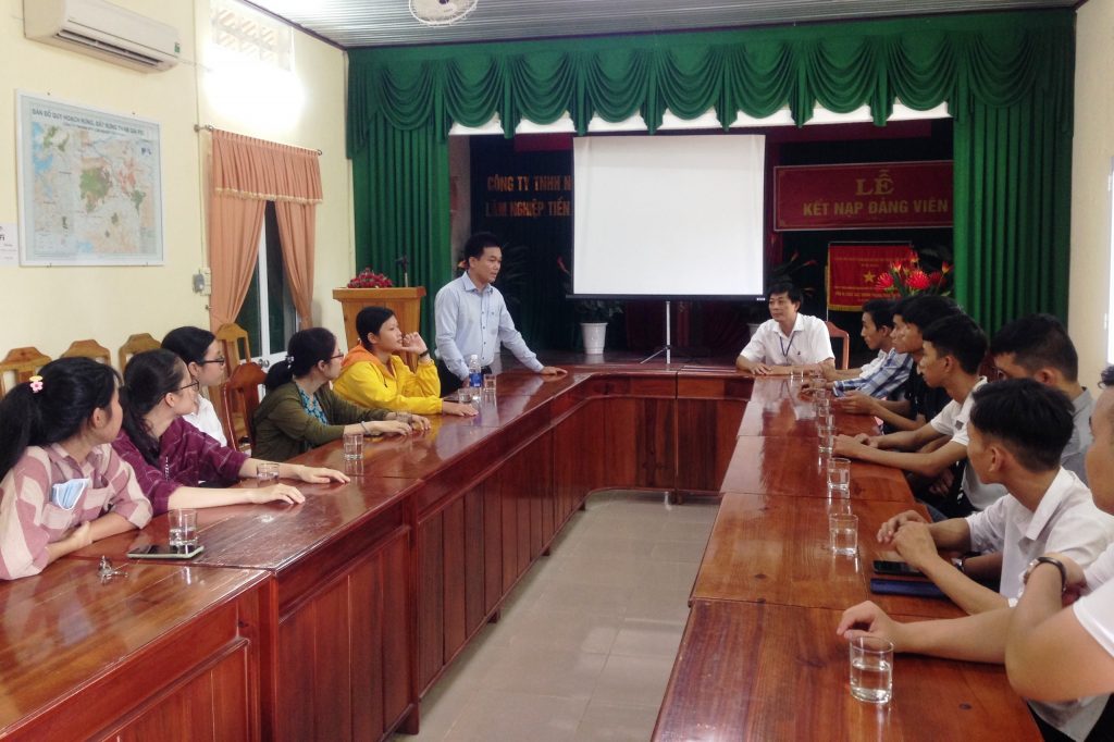ThS. Nguyễn Đăng Nhật phát biểu tại buổi làm việc với Công ty Lâm nghiệp Tiền Phong